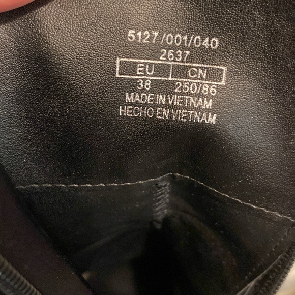 Zara Laced Leather Heeled Ankle Boots - Picture 8 of 10